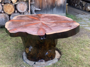 Usinage et fabrication d'une table de jardin : Plateau en séquoia, diam 160 cm